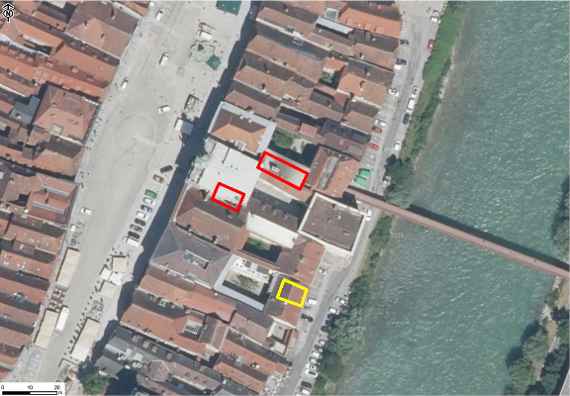 Lage der Altstandorte „Heizölanlage Rathaus Steyr“ (rot markiert) und „Heizölanlage Haus 31 Steyr“ (gelb markiert) im Luftbild (Befliegung 2016)